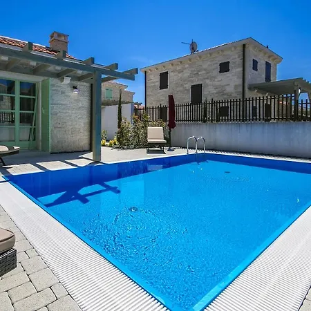 Βίλα Vila Zadie Μεντουλίν